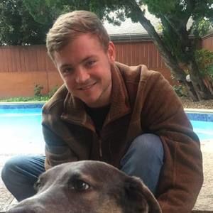 Meet your Posher, Cory